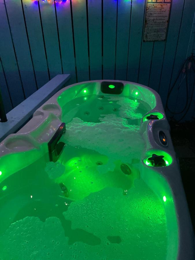 Bankhead Accommodation With Hot Tub Aberdeenshire Gamrie المظهر الخارجي الصورة